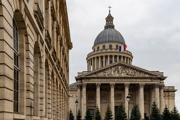 Fototapeta premium Pantheon in Paris historic landmark 