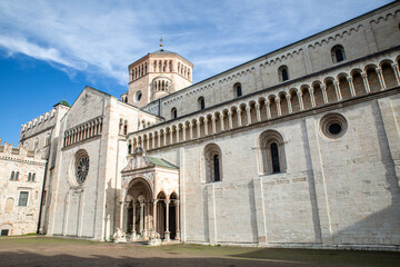 Fototapeta premium Paseando por Trento, Italia