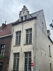 A small building
