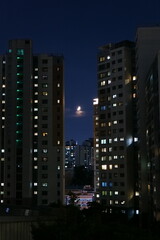 나이트, 도시, 스카이 라인, 건물, 도시 풍경, 도심, 건축, 기업, 마천루, sky, 경치, 라이트, 저녁, 오늘밤, 사무실, 거리, 다크, 교통, 타워, 모스크바, 파노라마