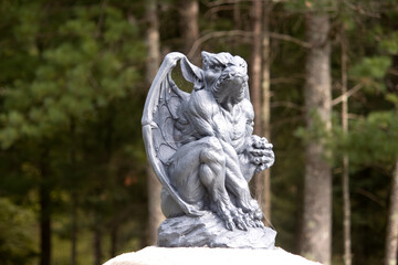 Fototapeta premium statue of a gargoyle