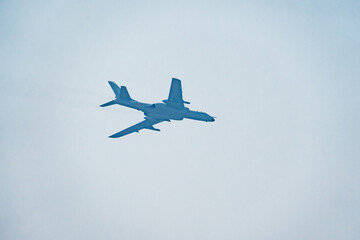 Air echelons fly over Beijing Chang'an Avenue during victory Day parade