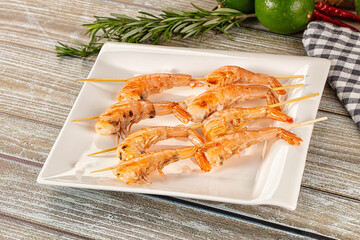 Asian skewer with grilled prawn