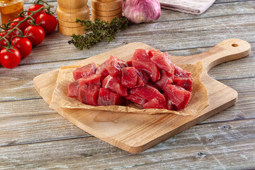 Raw beef cubes for cooking