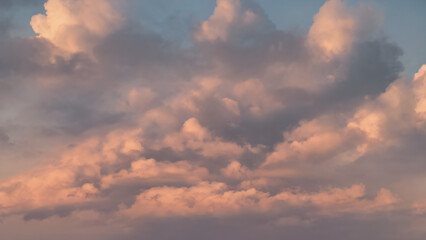 Obraz premium clouds at sunset