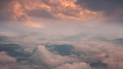 Obraz premium clouds at sunset