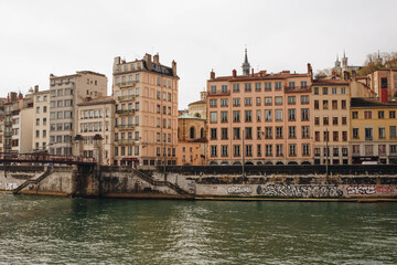 Fototapeta premium River and Houses in Lyon, France