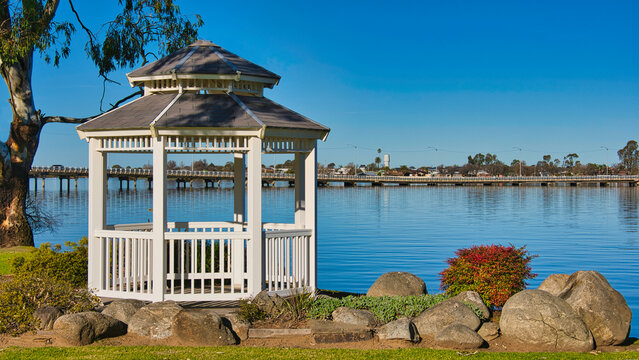 White gazebo near Lake Mulwala