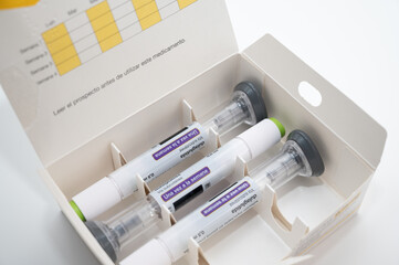 Weekly dulaglutide dose in pre filled syringes inside its box