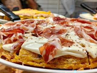 Spanish omelette with mayonnaise and ham