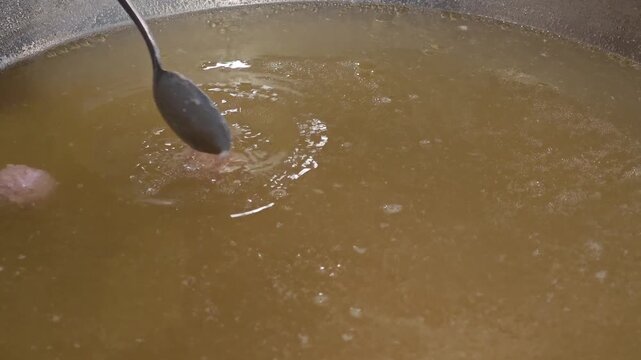 boiled meatball 
