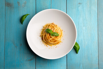 Linguine con bottarga di muggine, pasta italiana 