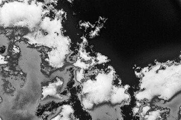 この先に、宇宙空間が、存在する © Mi