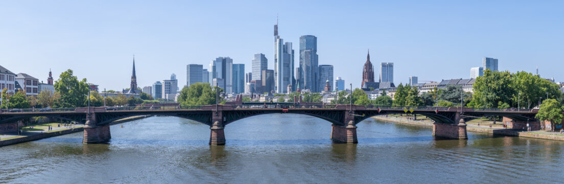 Frankfurt skyline panorama with Ignatz Bubis Bridge and view of the Central Business district, Frankfurt am Main, Hesse, Germany