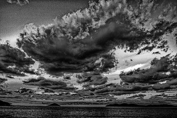 この先に、宇宙空間が、存在する © Mi