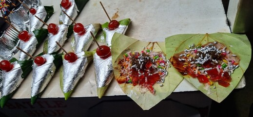 black and white pepper