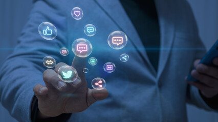 Social Media Engagement - Virtual Reality and Social Media