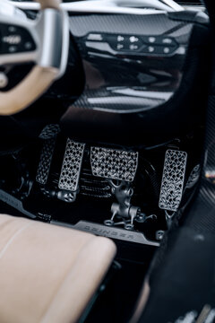 Monterey, CA, USA
August 20, 2025
Czinger