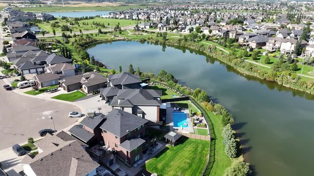 Stonebridge Saskatoon Aerial 4K Drone Video