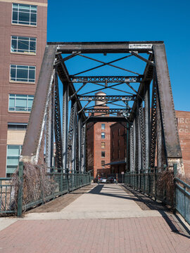 pedestrian metal birdge in downtown denver