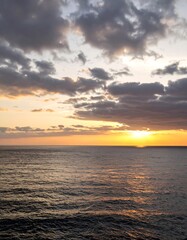 Obraz premium Sunset over the Ocean.