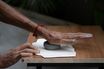  crafting an eco-friendly clay Ganesh idol for Ganesh Chaturthi 
