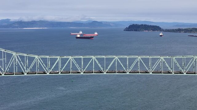 Astoria Megler Bridge Columbia river Pacific Northwest