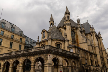 Fototapeta premium Paris, historical architecture on the streets of the city. Paris, France.