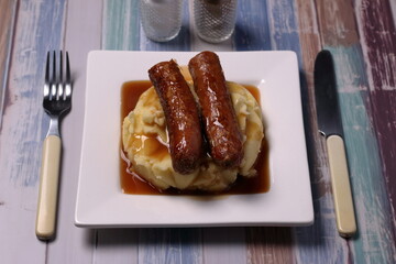Sausages with Mash Potato and Gravy