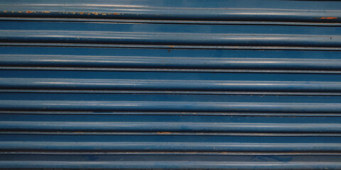 Obraz premium a black and white vector image of a cracked wall. cracked white paint on a black background. a black and white drawing of a cracked wall. background with cracks. abstract grunge file. eps vector file.