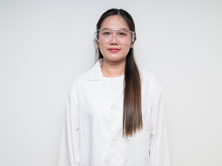 Obraz premium Portrait of Asian healthcare worker scientist woman in lab coat wearing safety goggle glasses
