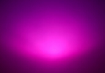 Fototapeta premium Vibrant purple gradient background with a soft, glowing center of illumination