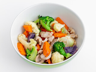 Fresh Stir-Fried Vegetables with Tender Meat and Vibrant Colors