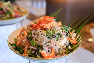 Shrimp salad with fresh mango noodles and vegetables 