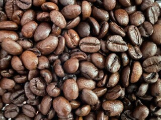 roasted coffee beans