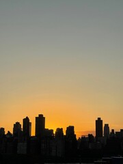 Fototapeta premium city sky line at sunset