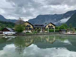 Obraz premium houses on the lake
