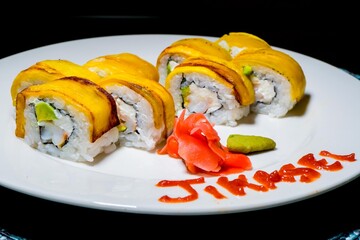 SUSHI PL&Aacute;TANO 