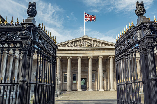 Iron gates outside the British Museum entrance, England.
Wide angle perspective view of the immense museum found in London.