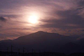 夢幻の影絵 - 現実を包む.幻想のヴェール