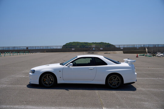 ER34 GTR34 34 スカイライン 廃盤 fortune サイドAサイドB 360_F_1686346513_jt5vDcFWdkT4y