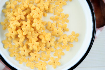 Delicious Honey Star Cereal Mix with Fresh Milk for Breakfast