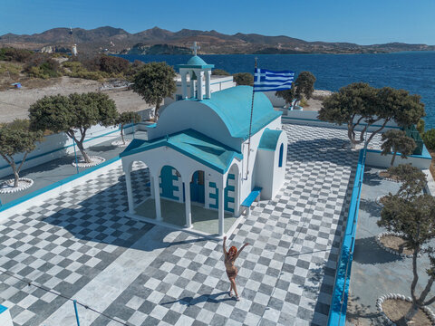 Fotografie aeree dell isola di Milos in grecia