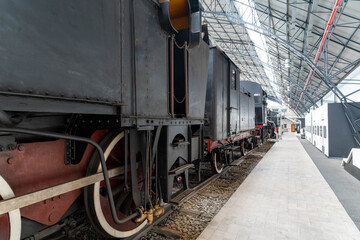 Steam Locomotive Wheels and Mechanical Drive System