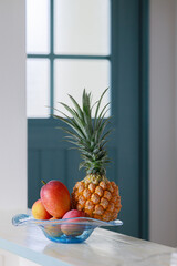 Pineapple and Mangoes in a Blue Glass Bowl
パイナップルとマンゴーの果物盛り