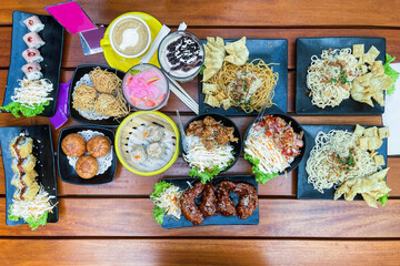 A trendy Indonesian restaurant with a menu of spicy noodles, dim sum, sushi, gelato, and drinks.