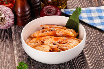 Steamed red prawn with spices