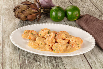 Prawn in white cream sauce
