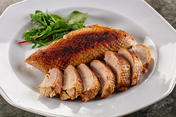 Roasted duck breast with slices