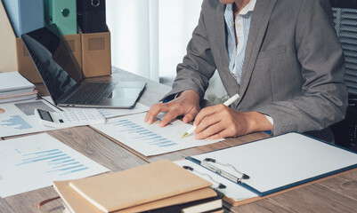 Business Analysis of Financial Data